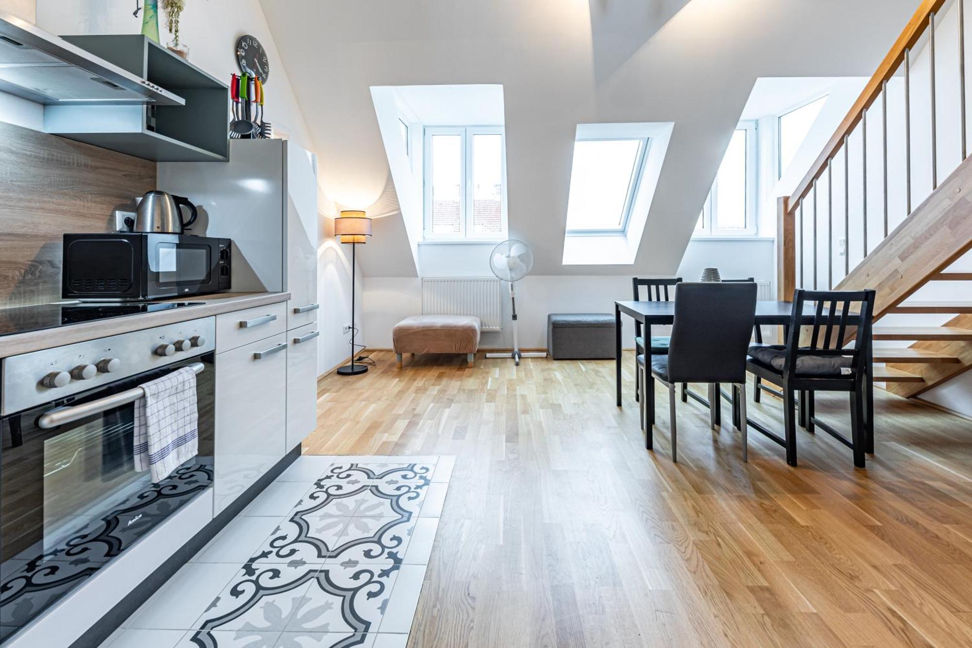 Penthouse Suites By Jr City Apartments Bécs Kültér fotó